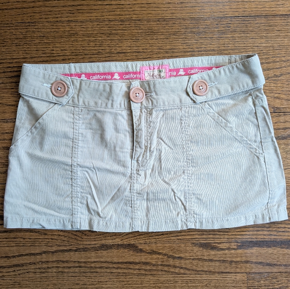 HOLLISTER tan khaki low rise micro mini skirt Size 8